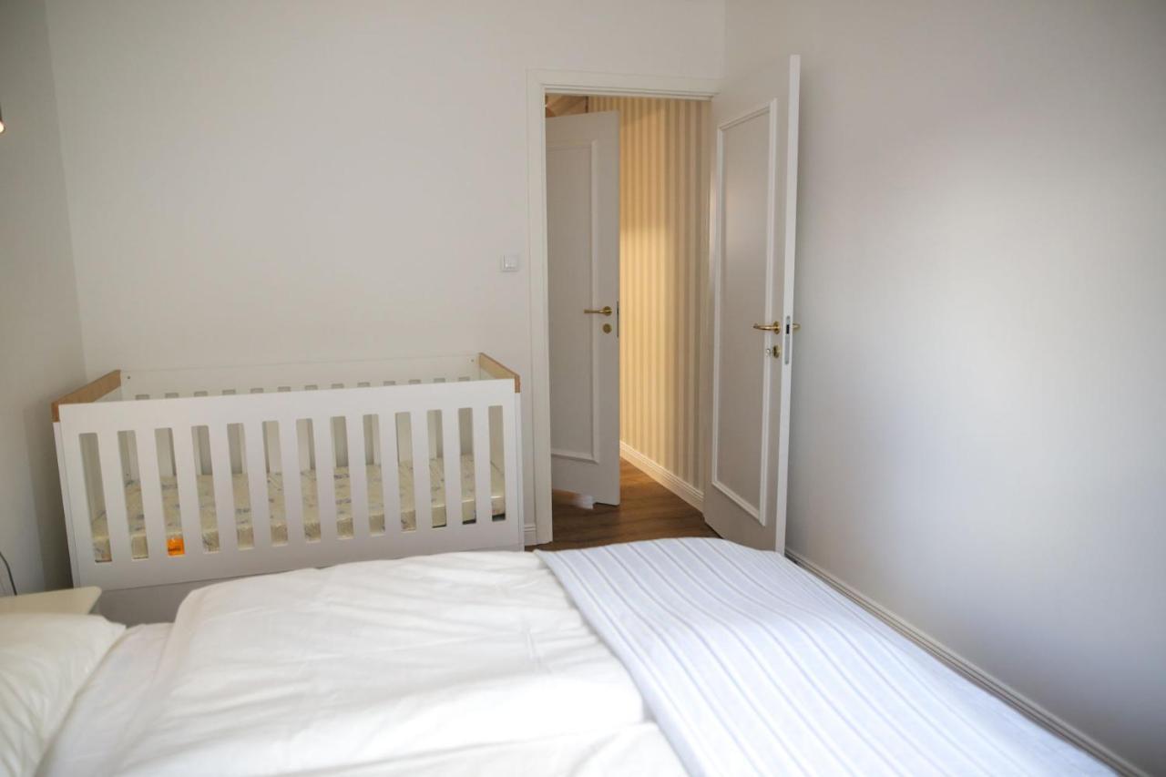 Apartament Biala Sowa - Weisse Eule Apartment Kołobrzeg Exterior foto